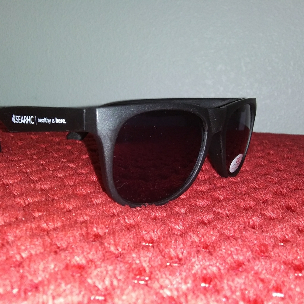Black sunglasses